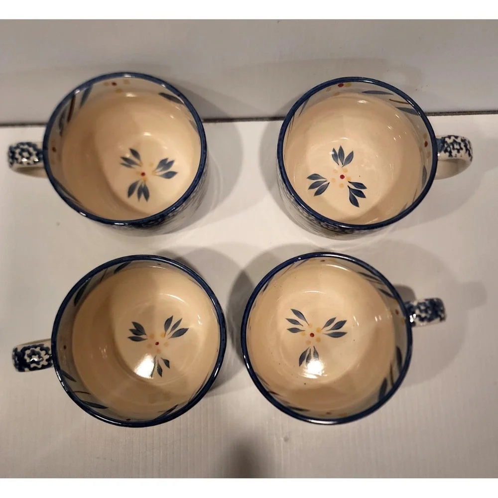 Temp-tations Old‎ World Blue  Coffee/Tea Cups 9 ounces set of 4